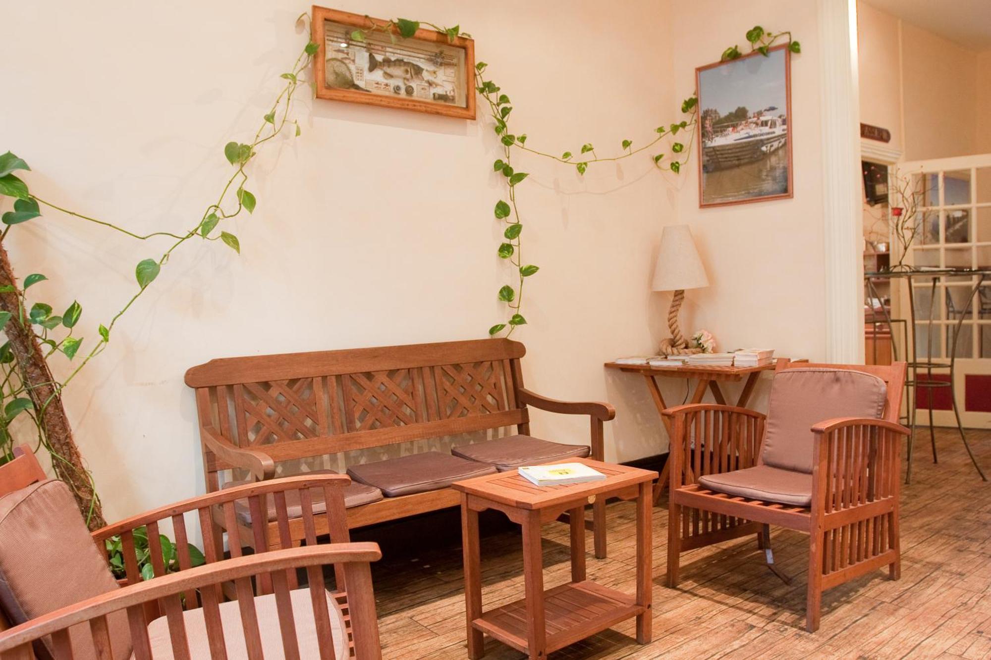 Le Relais Du Canalou Digoin Esterno foto