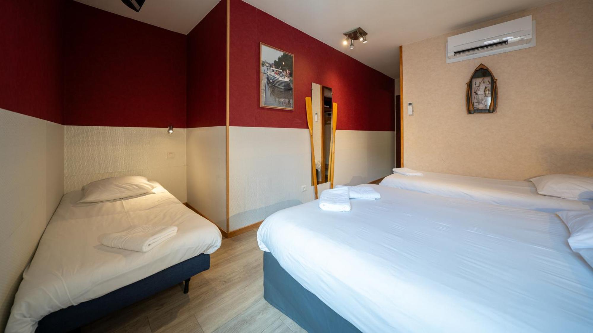 Le Relais Du Canalou Digoin Esterno foto